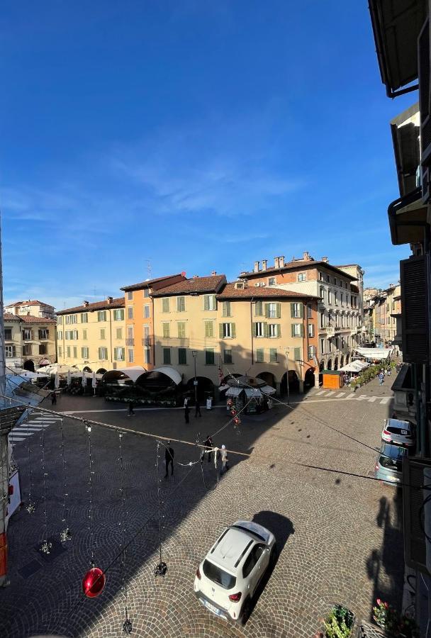 Appartamento Bergamo Centro Piazza Pontida - The Italian Escape מראה חיצוני תמונה